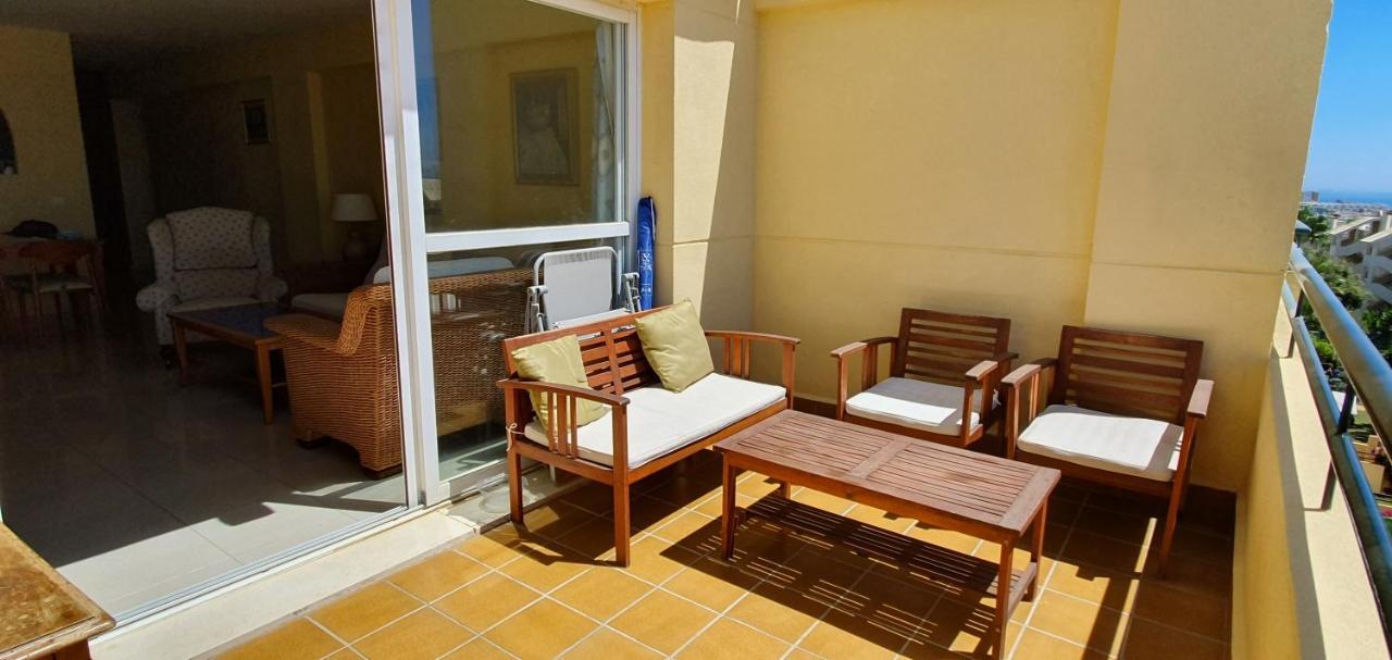 Ferienwohnung Corner Sea View Penthouse With 95M² Terraces Marbella Exterior foto